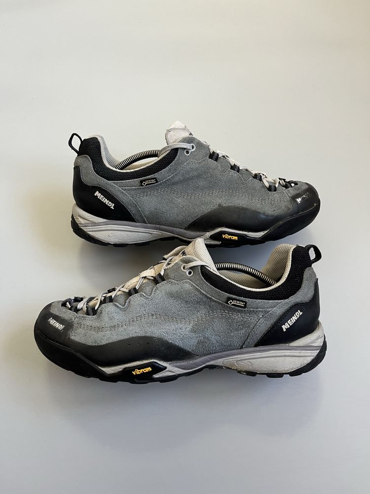 Meindl Texas gore-tex grey lite trail 45(29cm)