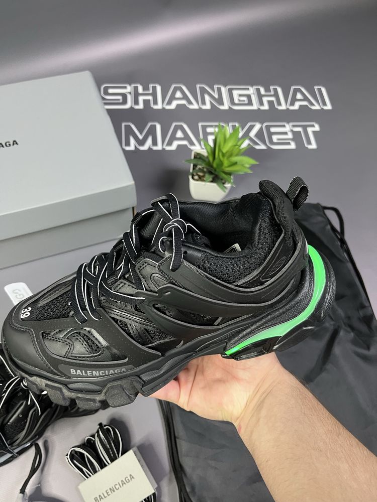 Кроссовки Balenciaga Track led