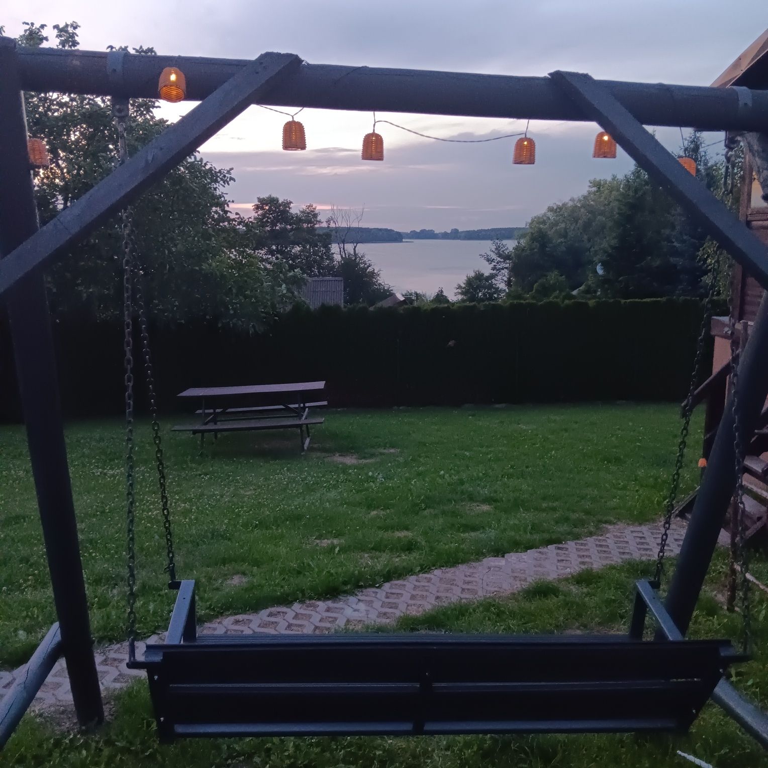 Wynajmę domek nad jeziorem