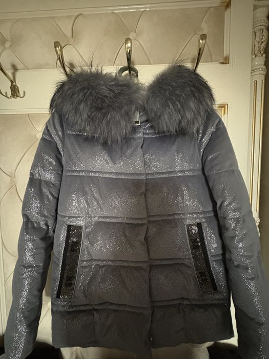 Куртка пуховик зимова жіноча розмір s але підійде на м
