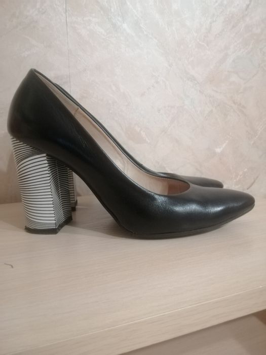 Туфлі RYLKO 37,5