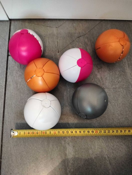 Kule plastikowe puste po jajku/kinder niespodziance