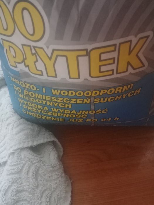 Klej do płytek odporny na mróz i wilgoć zakupilAm pomylkowo odbiór Ośw
