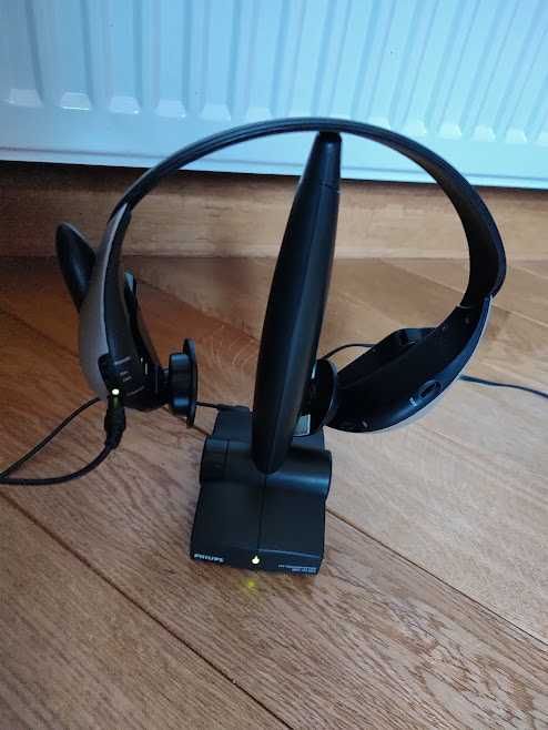 Słuchwki bezprzewodowe Philips SBC HC552