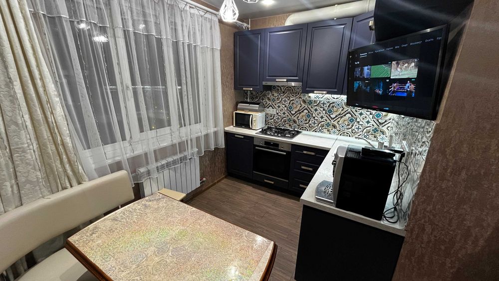 Продам 2к квартиру с новым ремонтом, Гв. Широнинцев, Сертификат AN