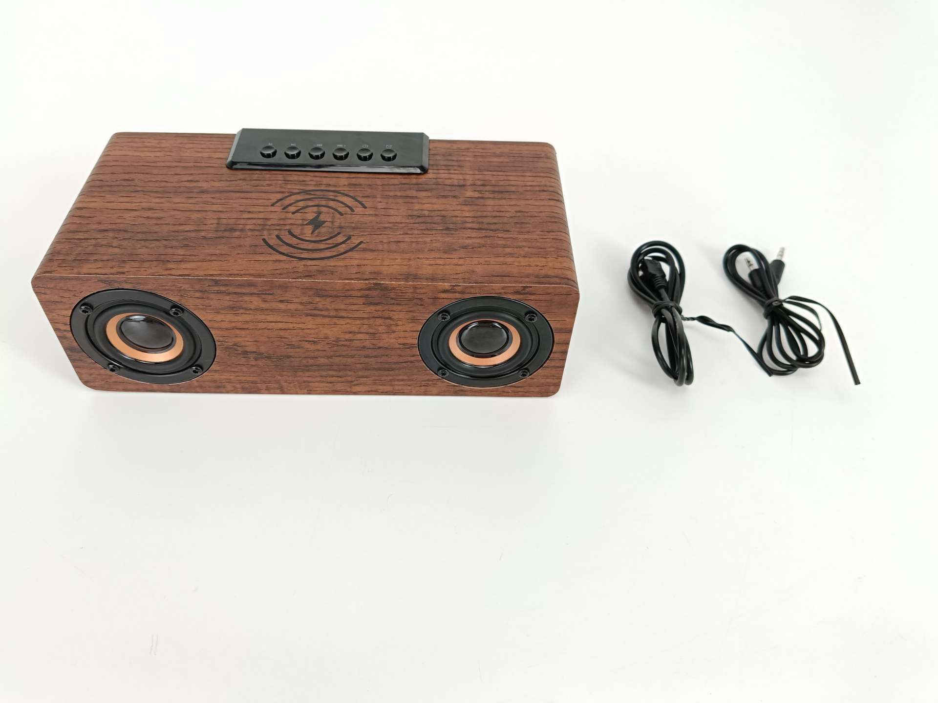 Głośnik Bluetooth APM France, 425024 indukcyjne ładowanie smartfona