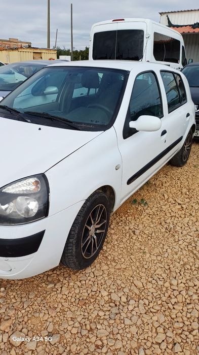 Renault Clio 1.5 Gasóleo 2003