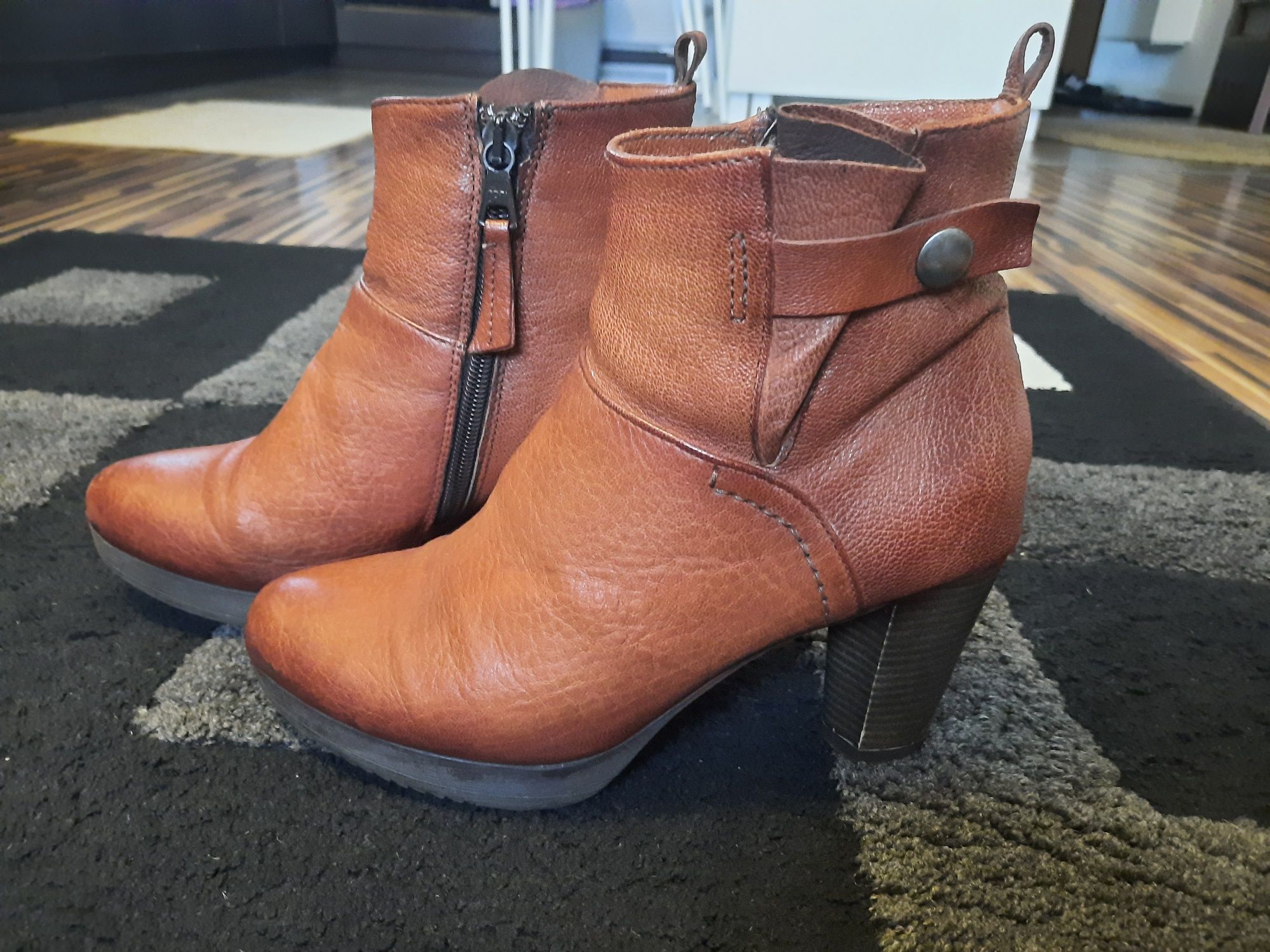 Buty zimowe damskie r.38 Emanuele Gelmetti