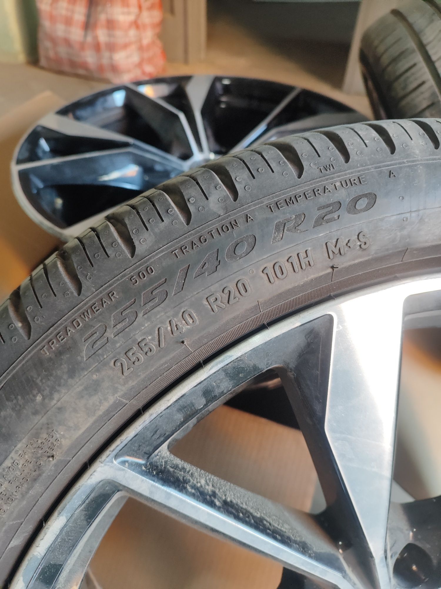 Диски Tiguan R 20" 5NA601025AH 5x112 et38