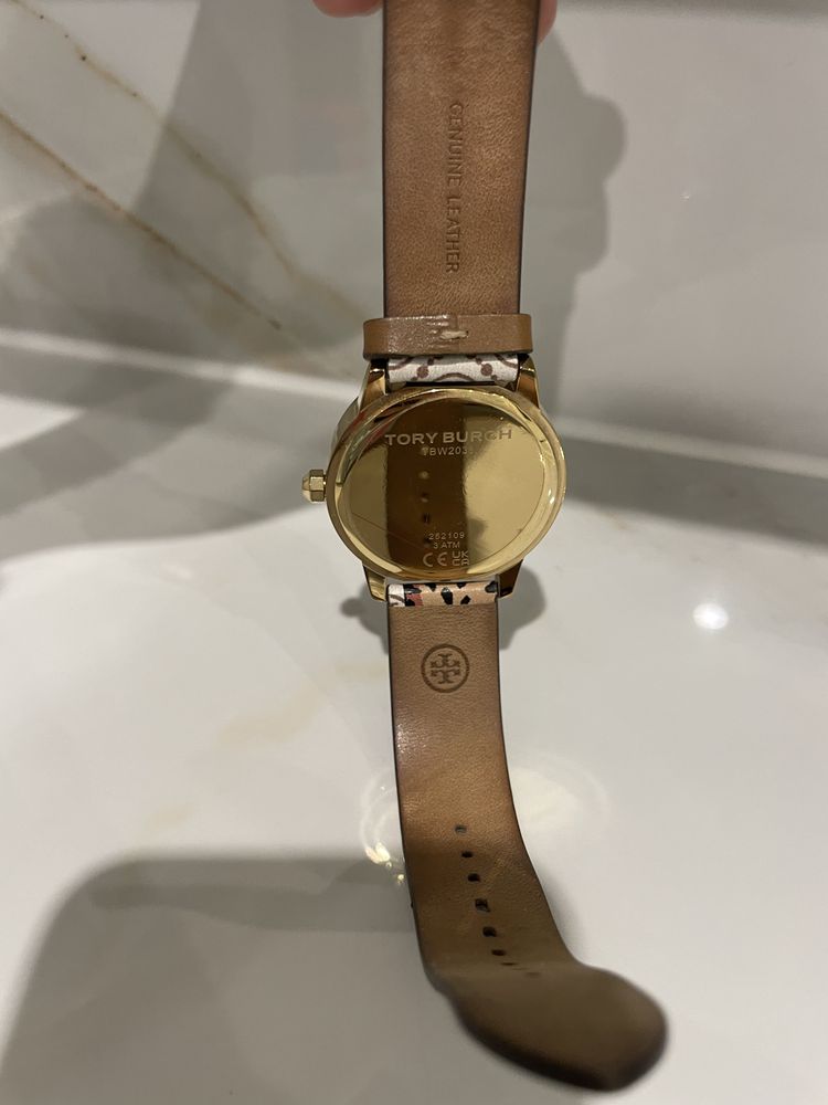 Zegarek Tory Burch model Gigi tbw2033