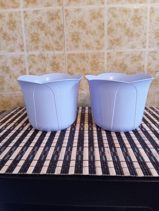 Горшки для цветов. Пластик.