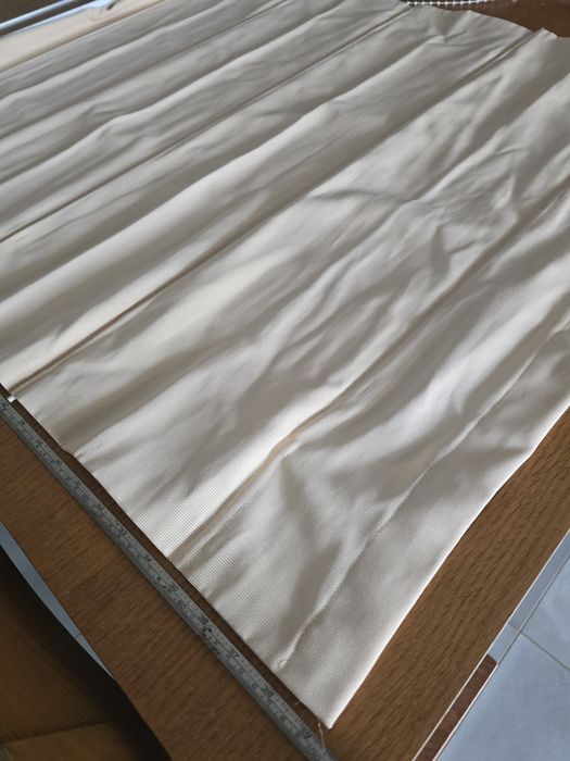 Estore de pano em bom estado