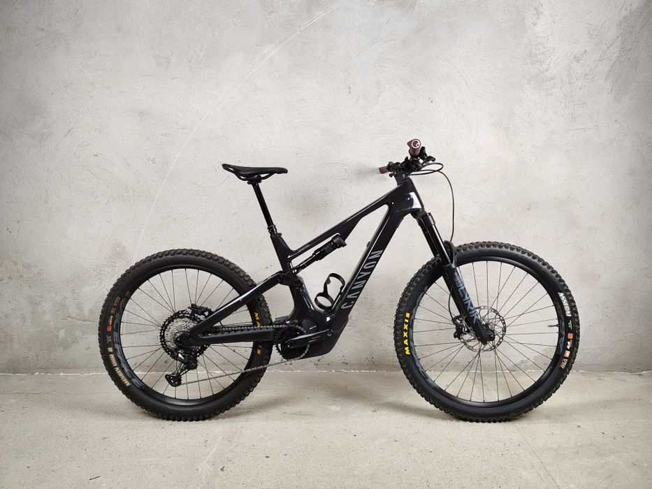 Canyon Spectral CF :ON, M 29/27.5, ep8, 720wh,