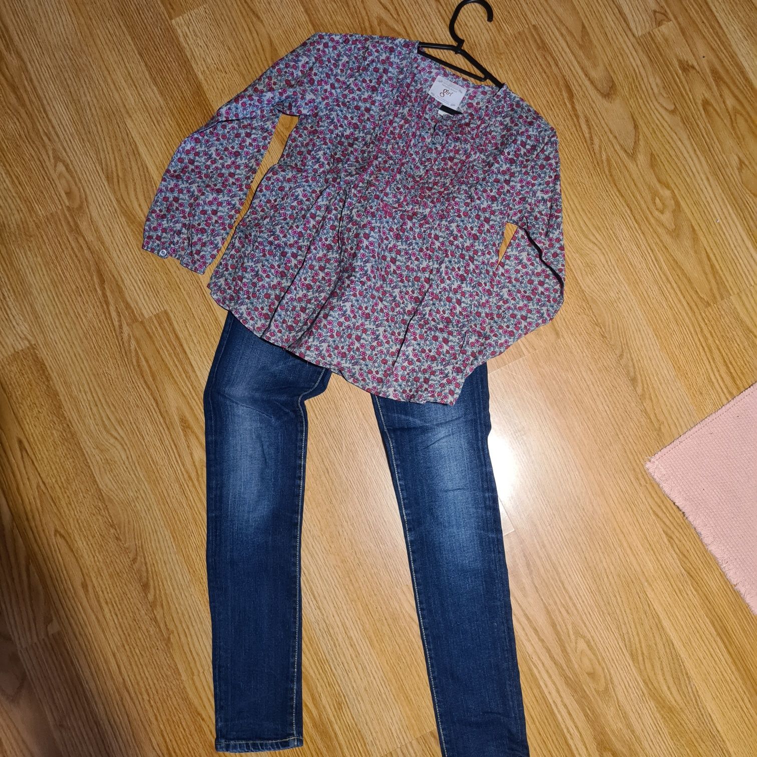 Conjunto calça e camiseiro