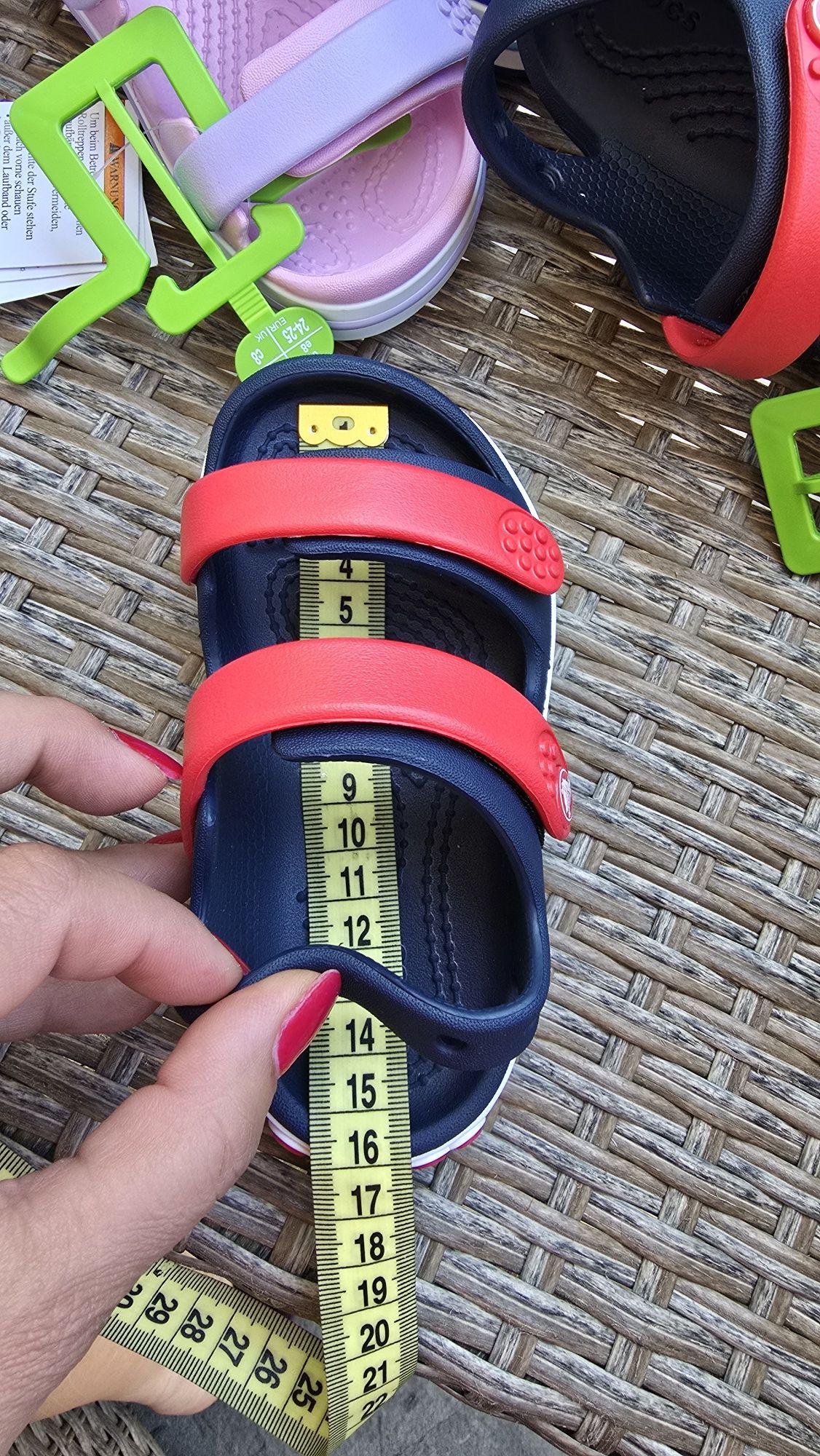 Дитячі сандалі crocs c8-24/25-15cm