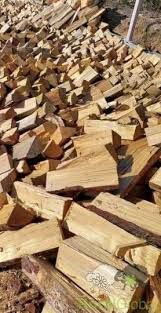 Vendo lenha seca de pinho 35€ o 1m³