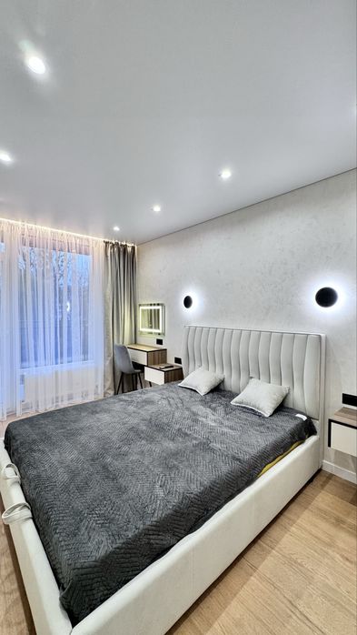 2к дизайнерський ремонт/центр/інд. газ опал/3 пов/всі меблі та техніка