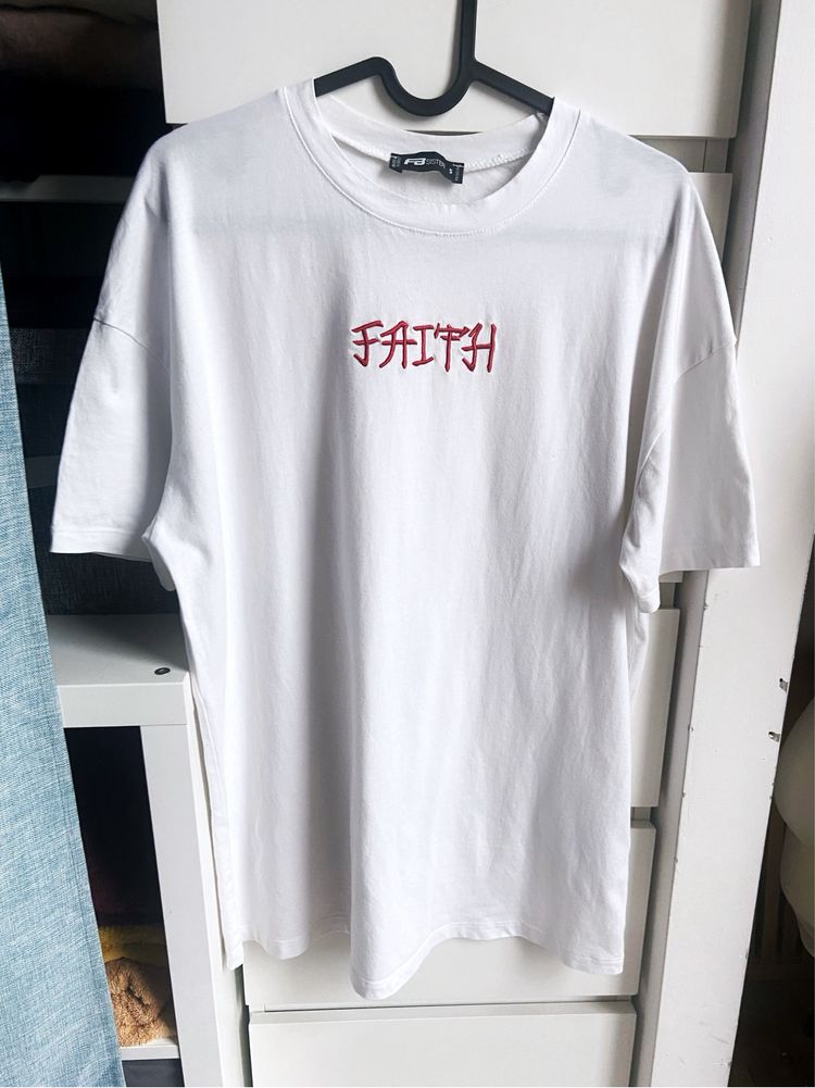 T-shirt oversize S faith new Yorker bluzka loose biała
