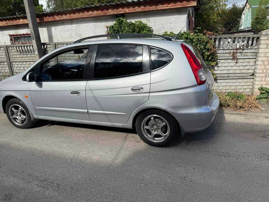 Shevrolet tacuma 2005. Газ