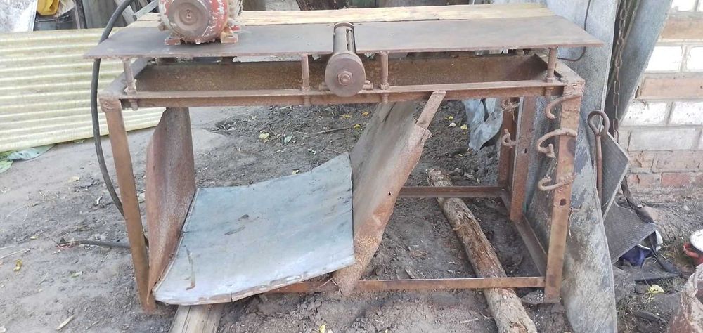 Стаціонарна циркулярка з фуганочним валом, мотор 5.5 кВт 2880 об/хв