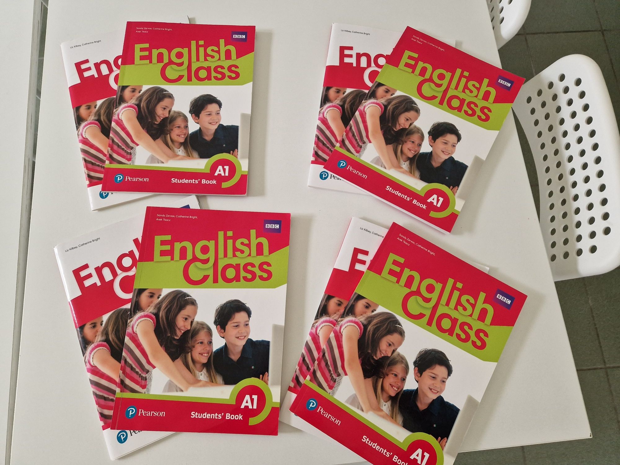 English Class A1 podrecznik+ćwiczenia +kod online