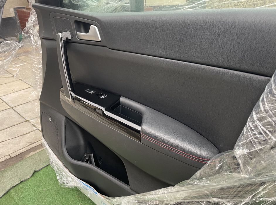 Дверні  карти EV 6 gt line