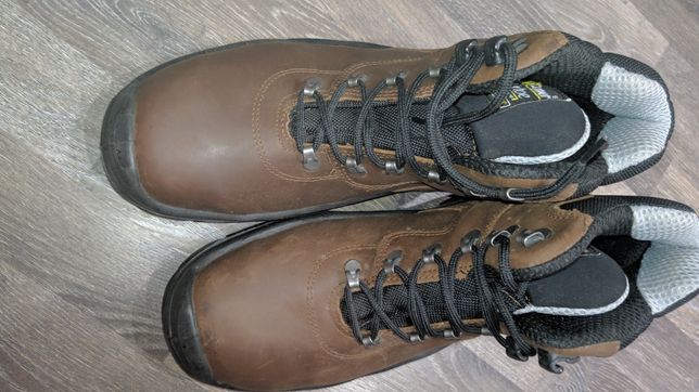 Спецобувь:кроссовки,ботинки с металлическим носком 42, 44, 45 р.
