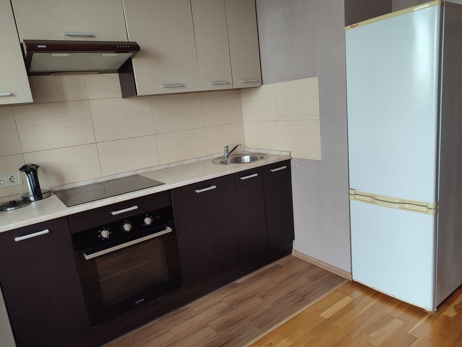 1к, 20 хвилин до метро Берестейська, Сирець