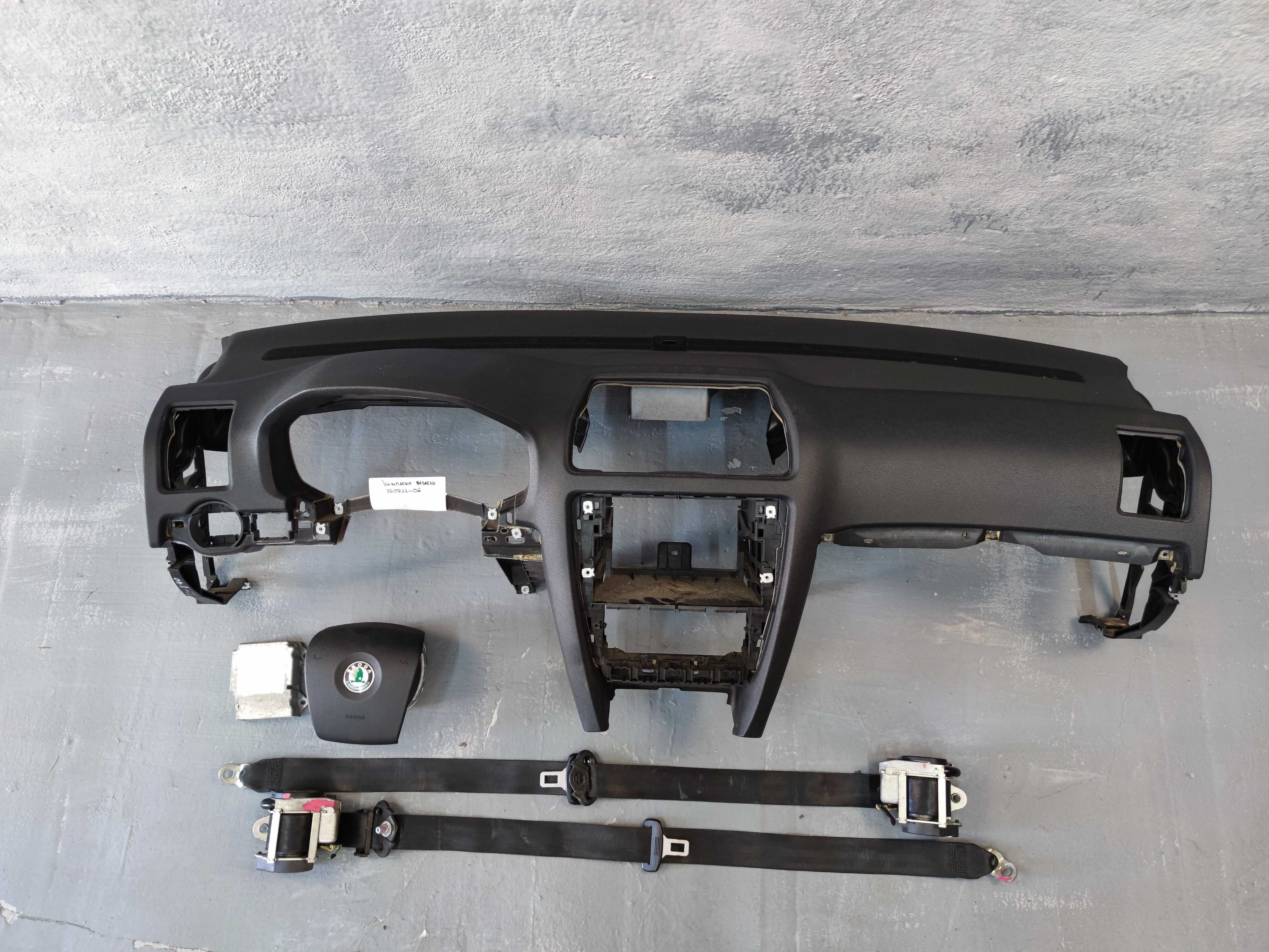 Комплект безопасности (торпеда) SKODA OCTAVIA A5 1Z1857007 (260722-06)