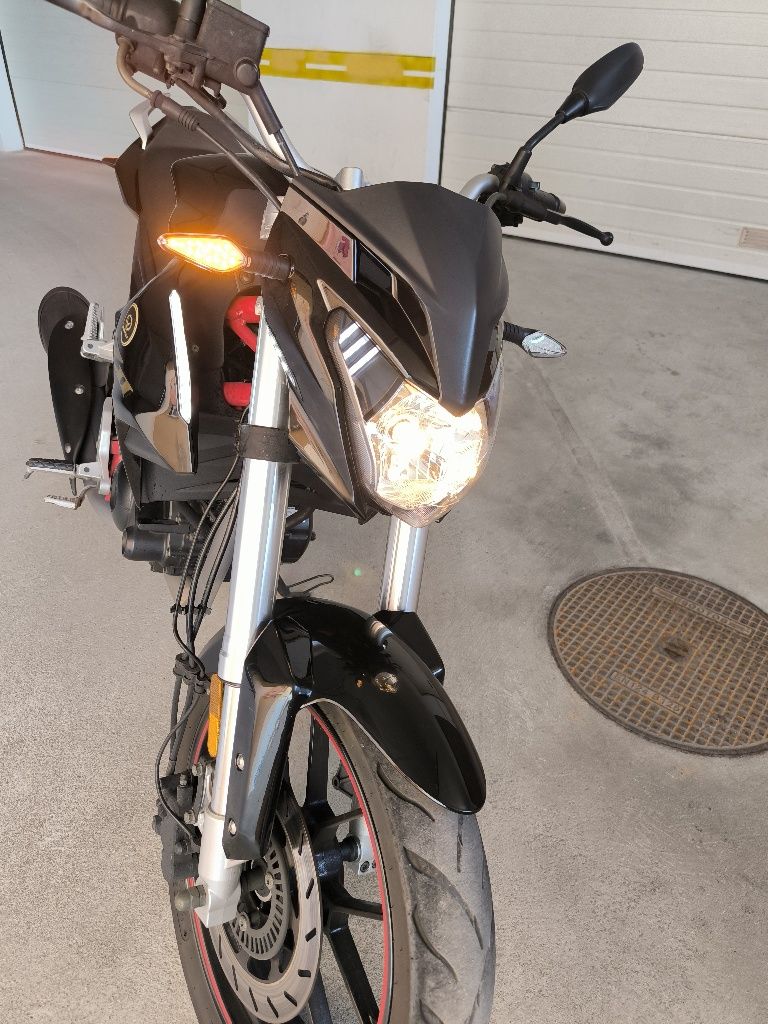 Vortex ZII 125 Naked 2018
Revis