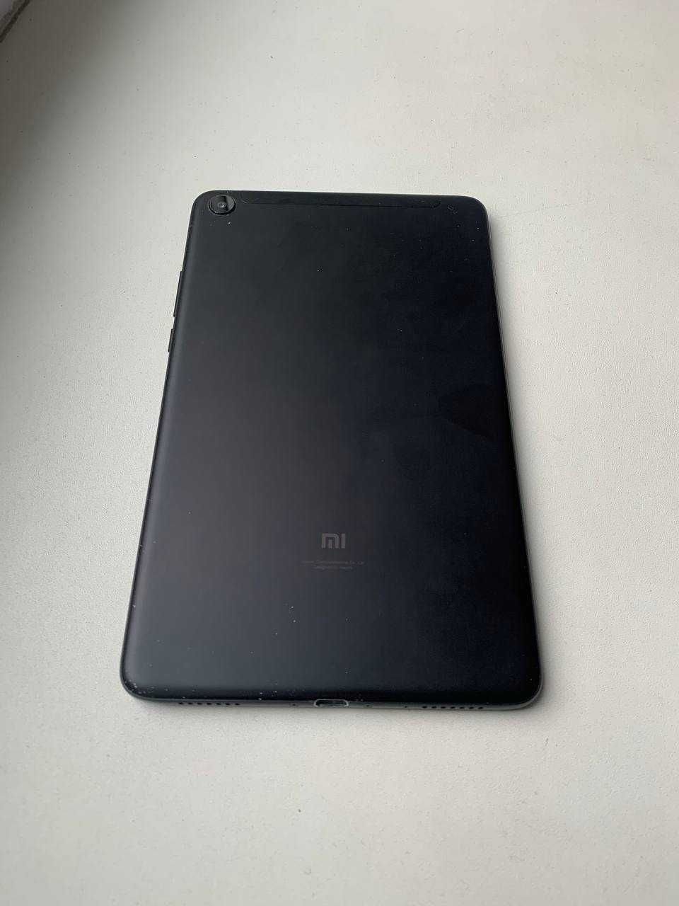 Продам планшет Xiaomi Mi Pad 4 3/32 Гб