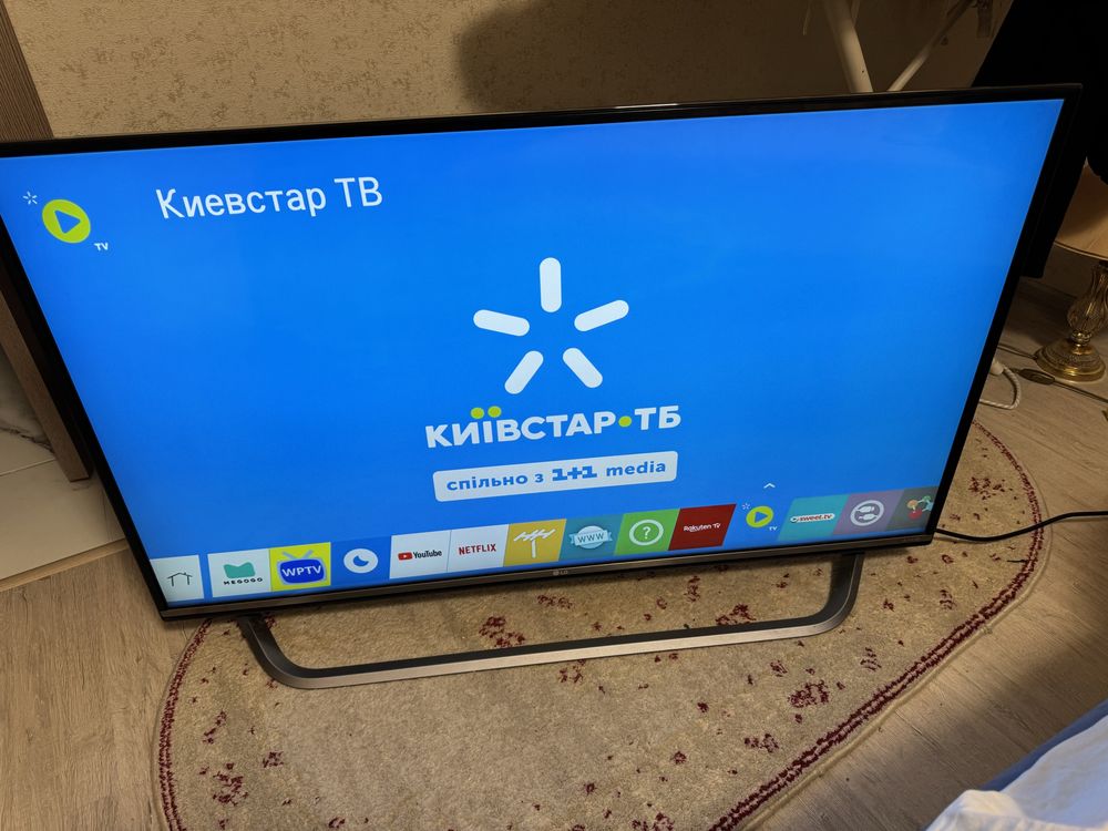 Продам телевизор LG 49UF7787