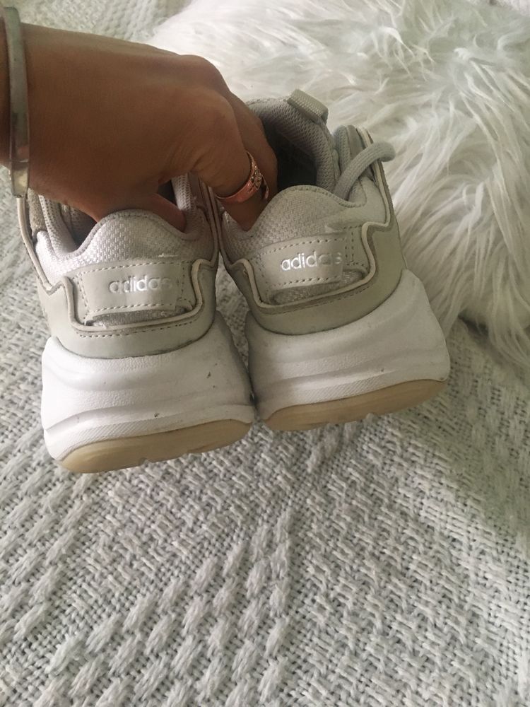 Кросівки adidas adiprene