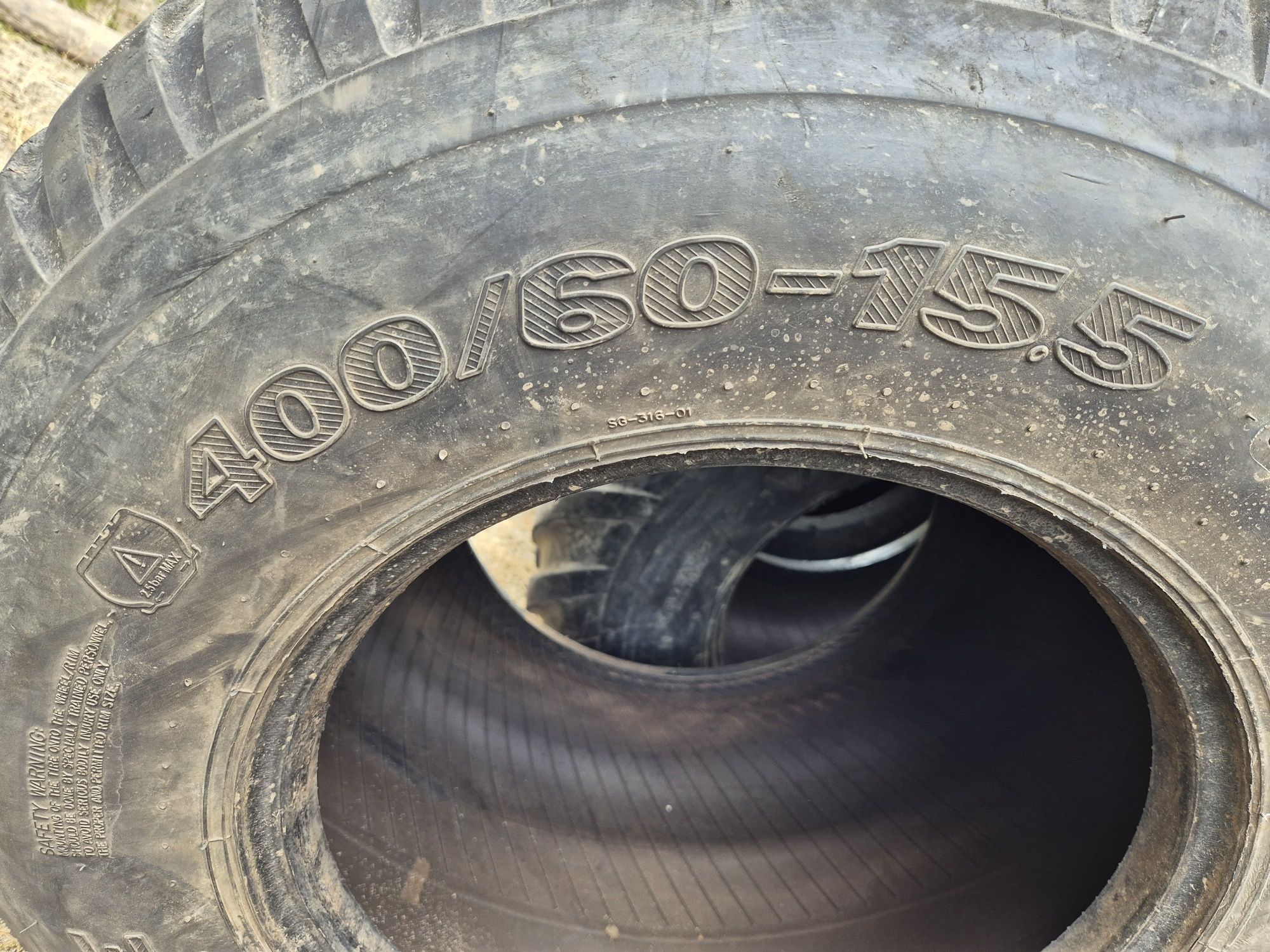 Opony 400/60-15.5  400/60r15.5