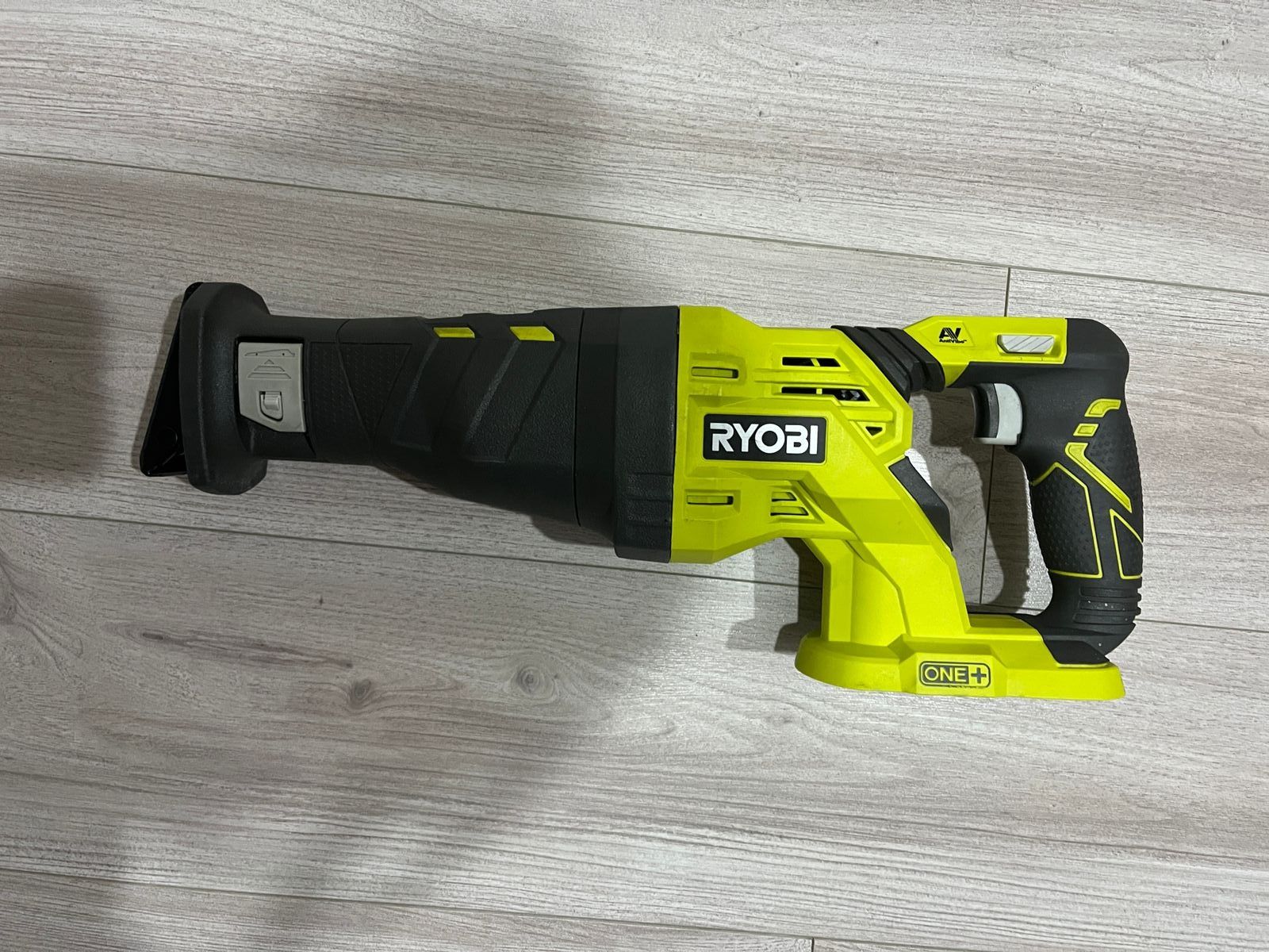 Інструмент Ryobi!Ryobi