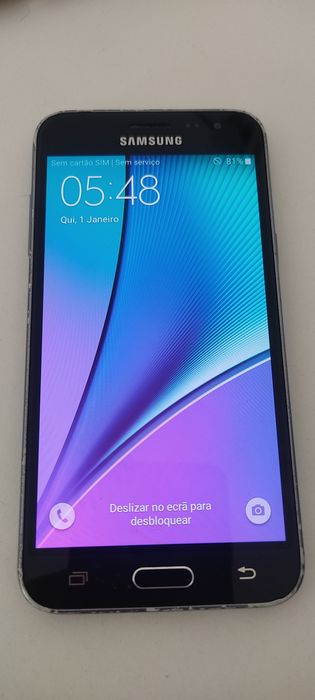 Samsung j3              .