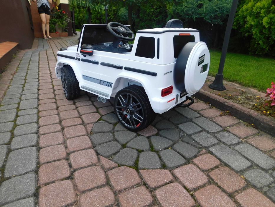 MEGAAUTKA.PL Samochód dla dzieci na akumulator Mercedes G63 AMG auto