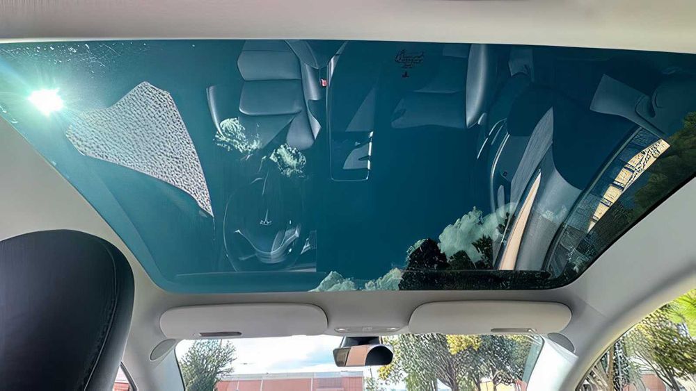 Tesla Model 3      2023