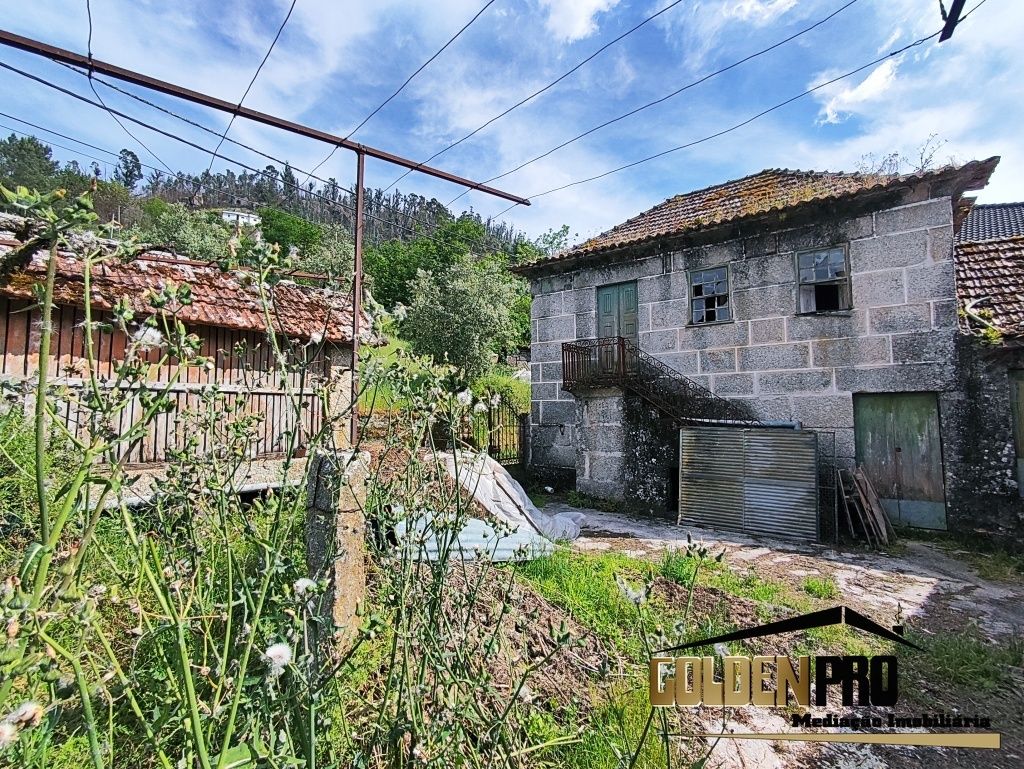 Casa para restauro em Amarante