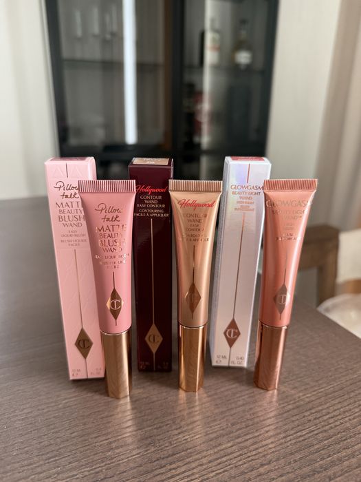 Charlotte Tilbury набірPillowTalk(тіні,туш,блиски,хайлатер, скульптор)