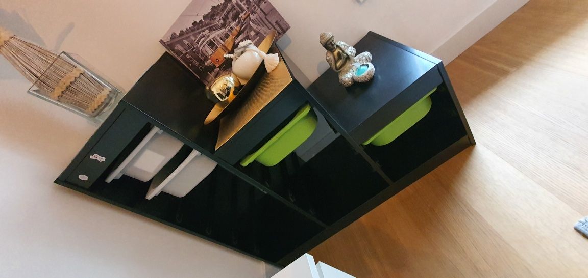 Móvel escada preto IKEA