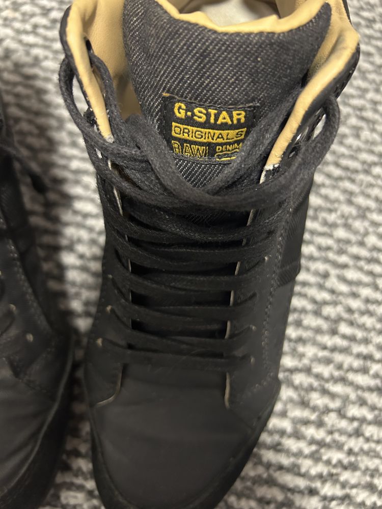 G-Star na koturnie
