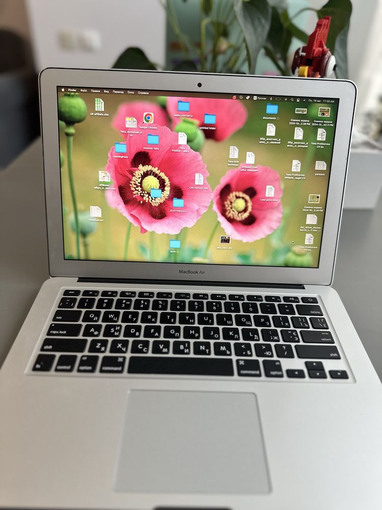 Продам ноутбук Apple Macbook Air 2015р