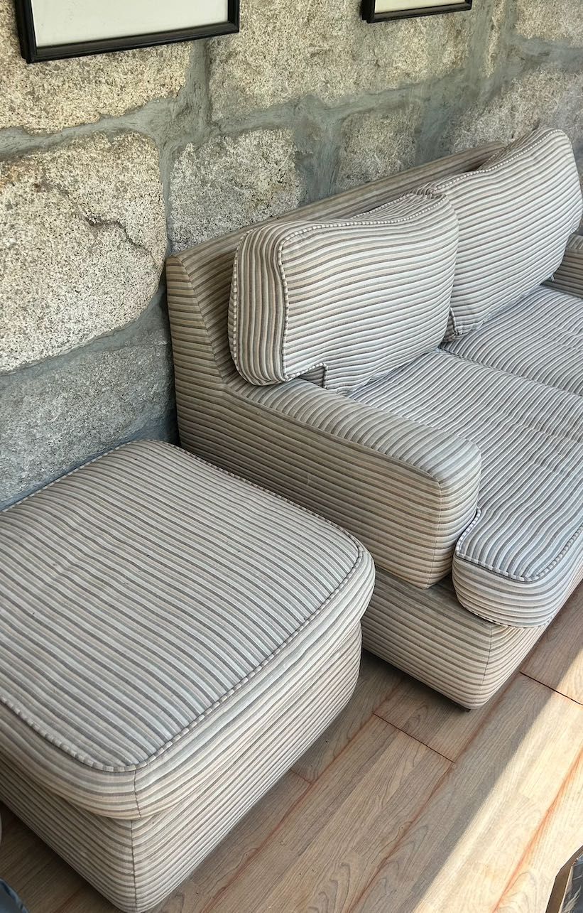 Sofá Conforto + Puffe a Combinar