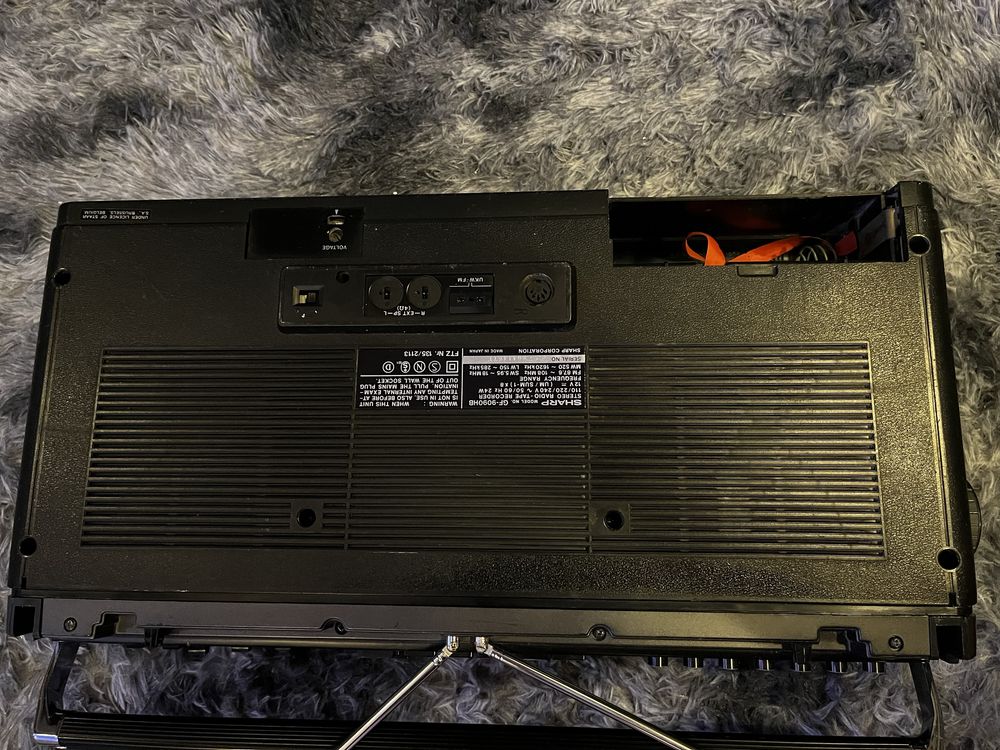 Sharp GF 9090 Ghettoblaster