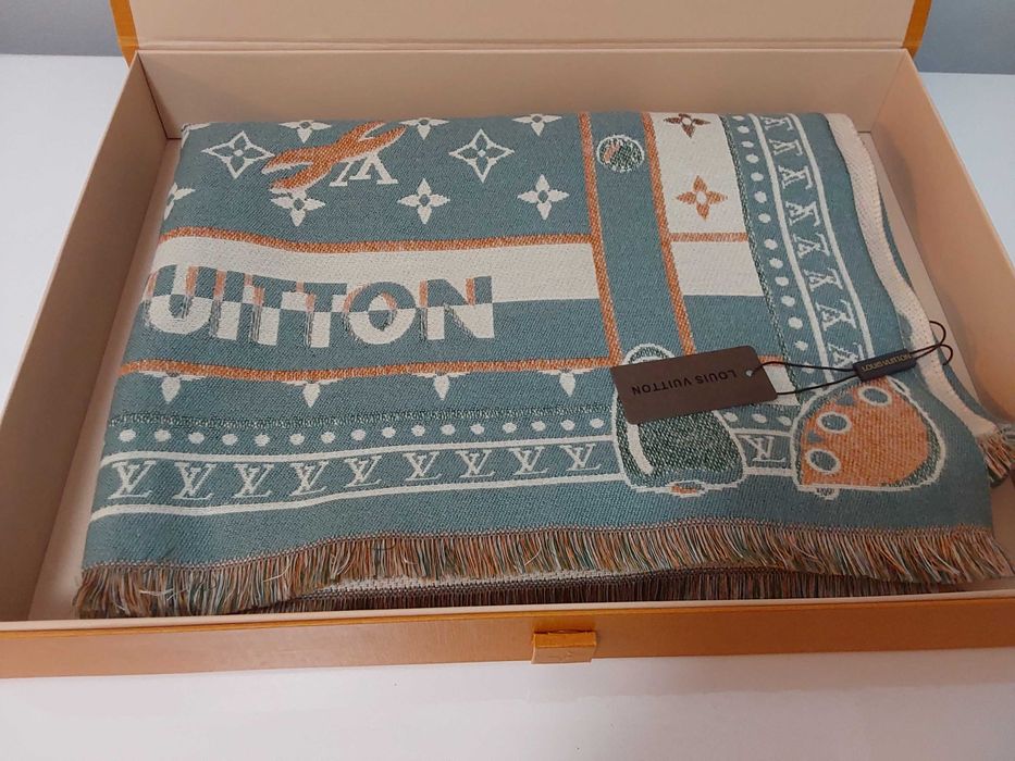 Louis Vuitton Cachecol Lenço