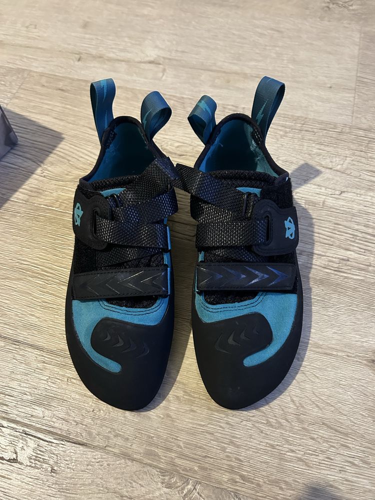 Użyte raz buty wspinaczkowe Evolv Kira teal 39,5