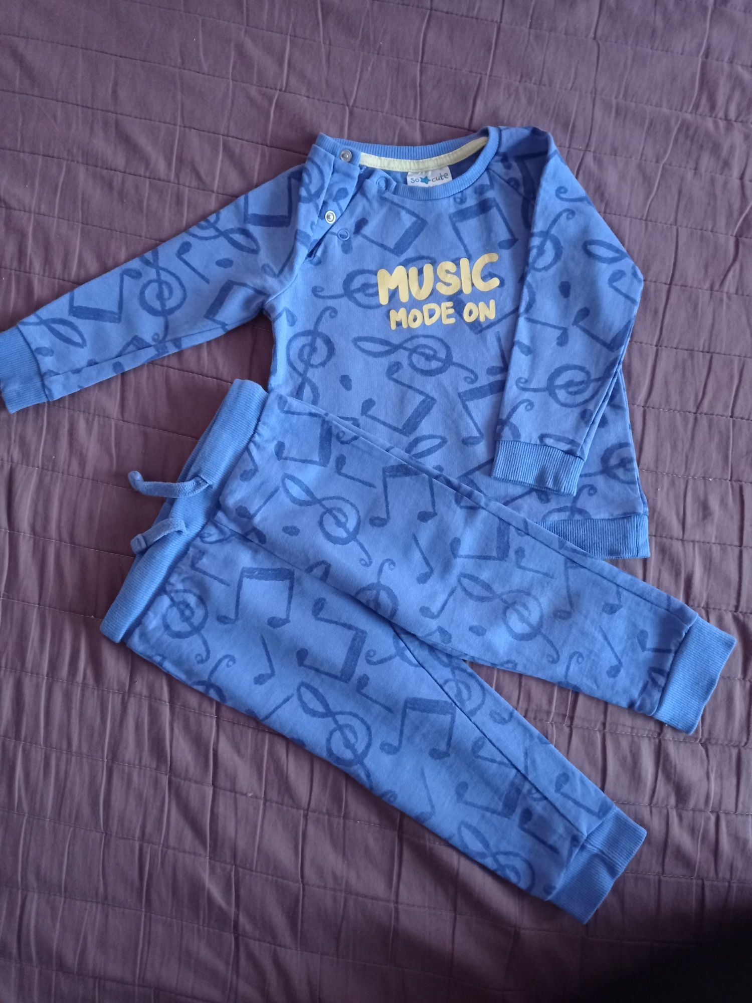 Dres, zestaw bluza i spodnie