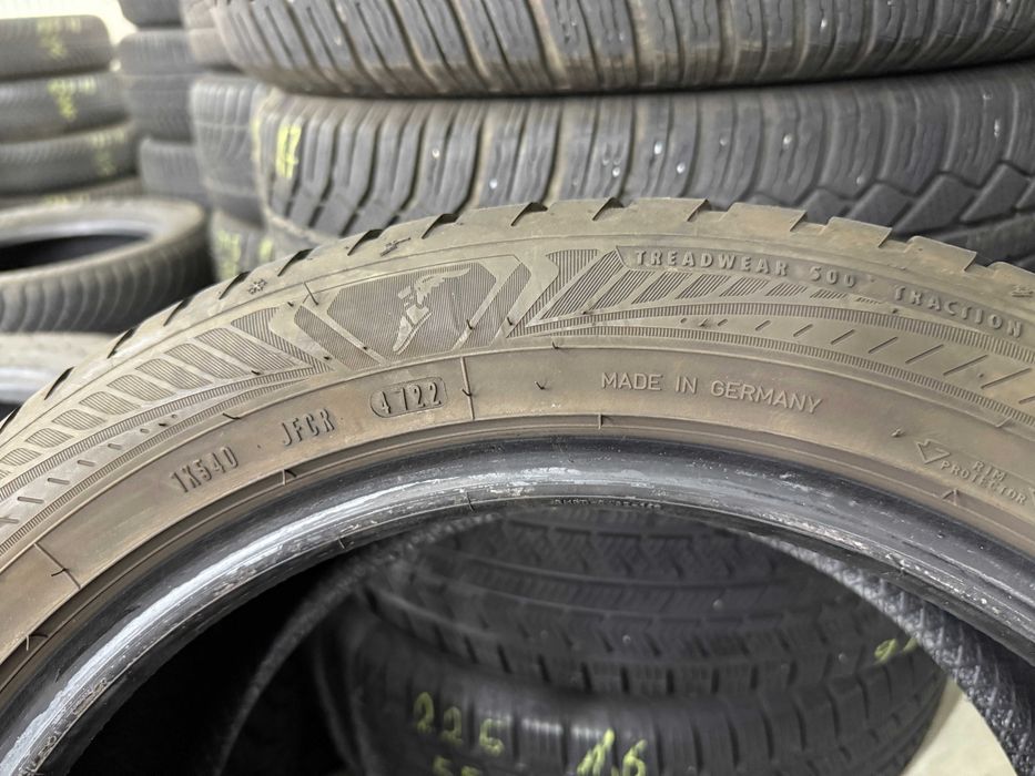 1x Opona 225/50R17 98W GOODYEAR VECTOR 4SEASONS 6,07mm 22r