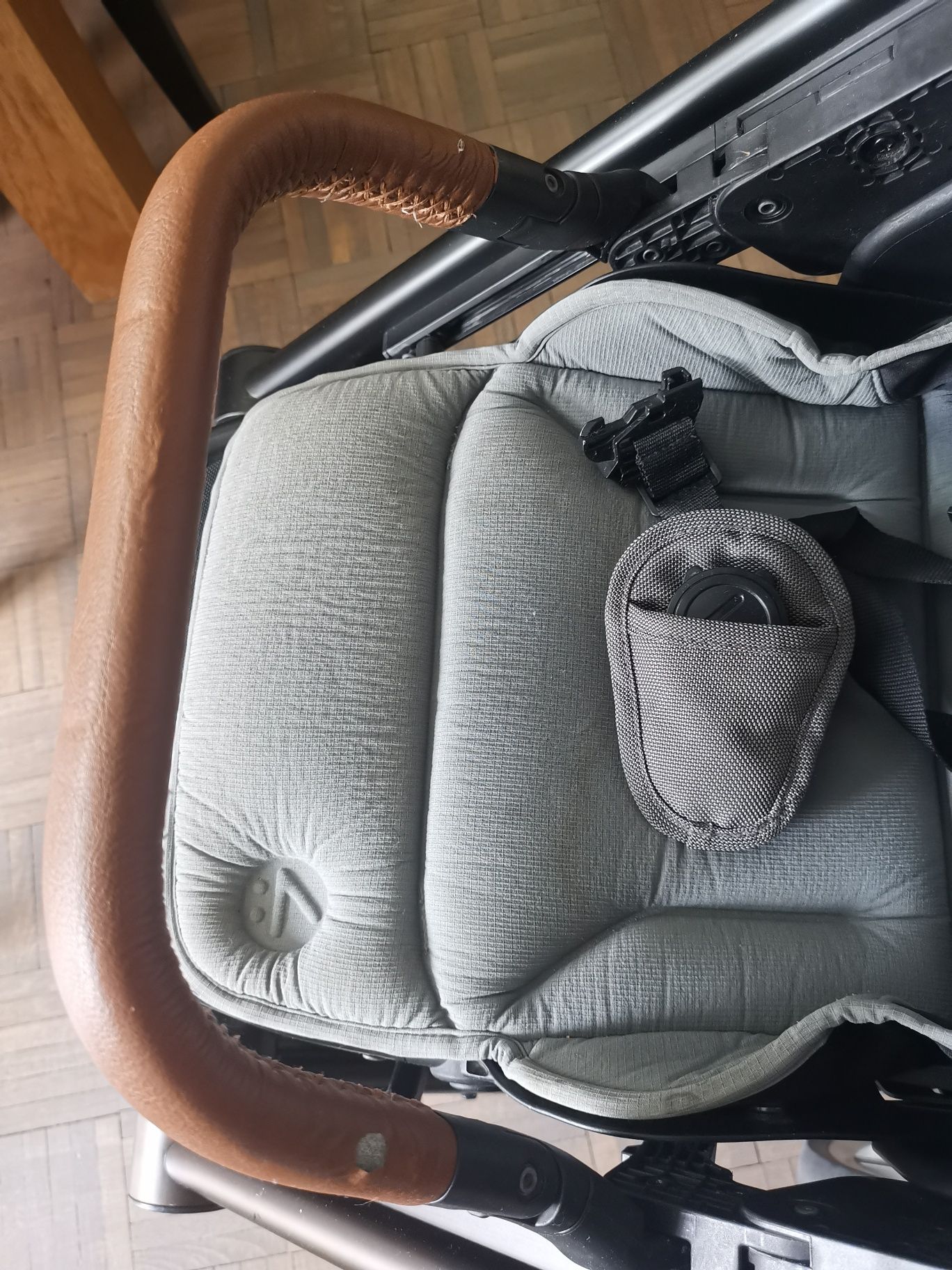 Wózek Mutsy Igo Urban Nomad 2 w 1 Dark Grey